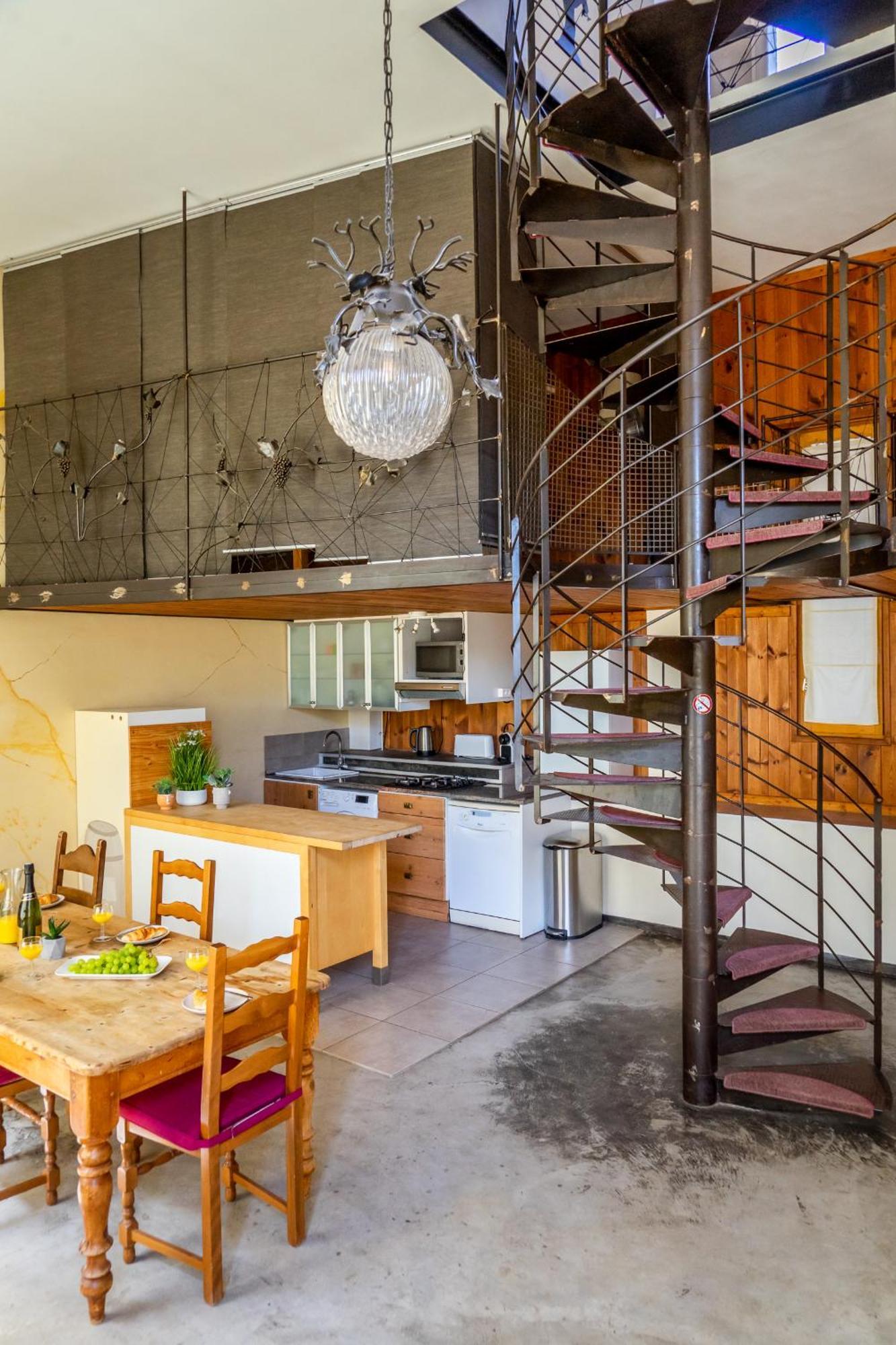 Ultimate Relaxation For Family Or Group At Renowned Couvent Des Ursulines, A Tranquil Escape In Historic Pezenas Βίλα Δωμάτιο φωτογραφία