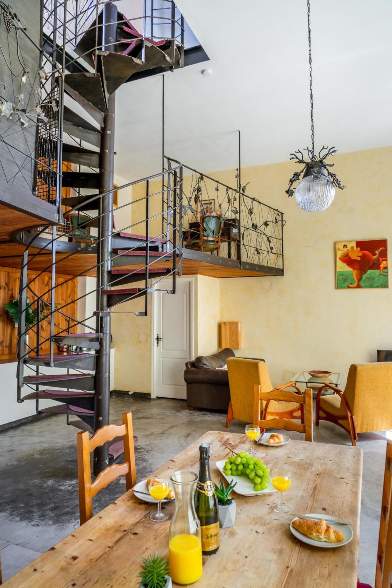 Ultimate Relaxation For Family Or Group At Renowned Couvent Des Ursulines, A Tranquil Escape In Historic Pezenas Βίλα Δωμάτιο φωτογραφία