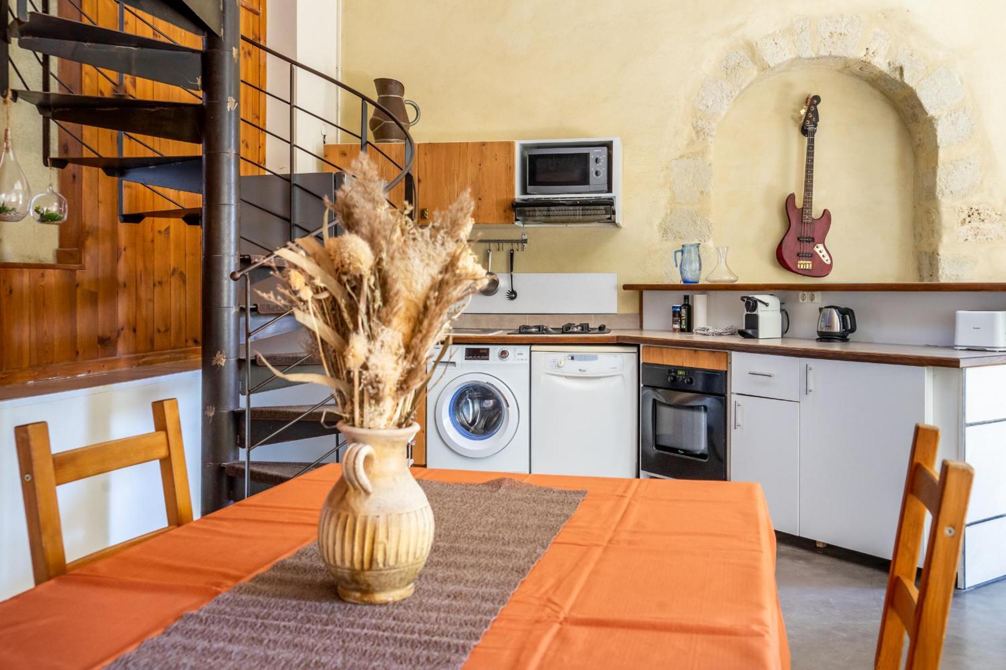 Ultimate Relaxation For Family Or Group At Renowned Couvent Des Ursulines, A Tranquil Escape In Historic Pezenas Βίλα Δωμάτιο φωτογραφία